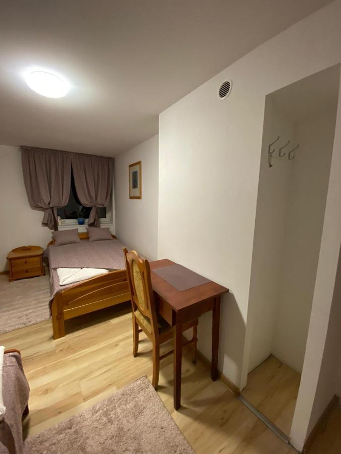 Hostel Piaseczno Piaseczno  Esterno foto