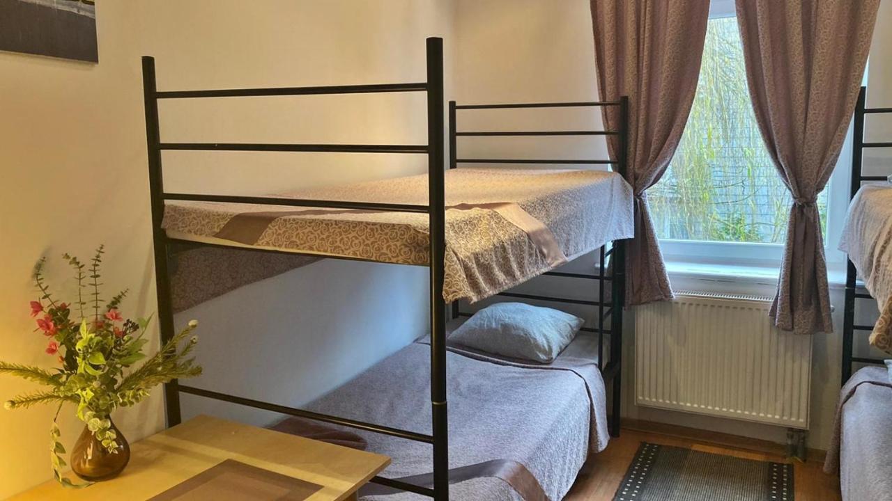 Hostel Piaseczno Piaseczno  Esterno foto